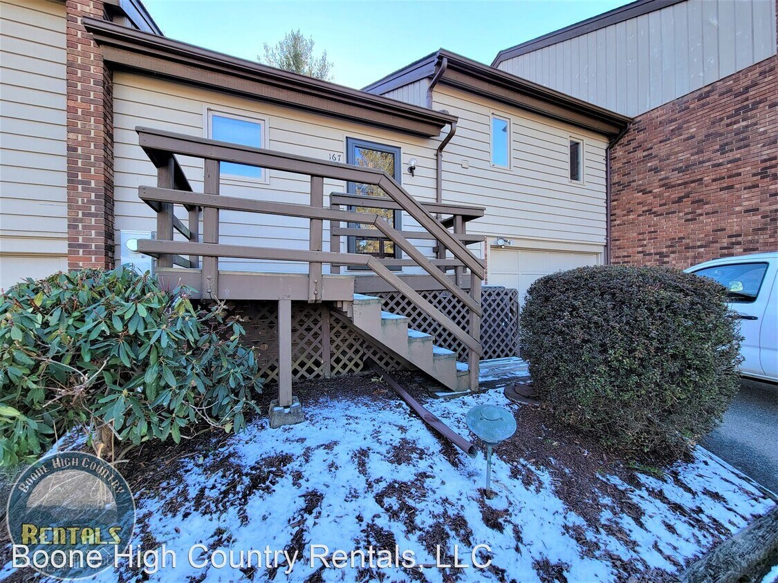 Primary Photo - 1 br, 1.5 bath House - 167 Juniper Drive