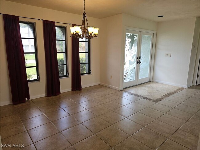 Foto del edificio - 1458 SE 13th St