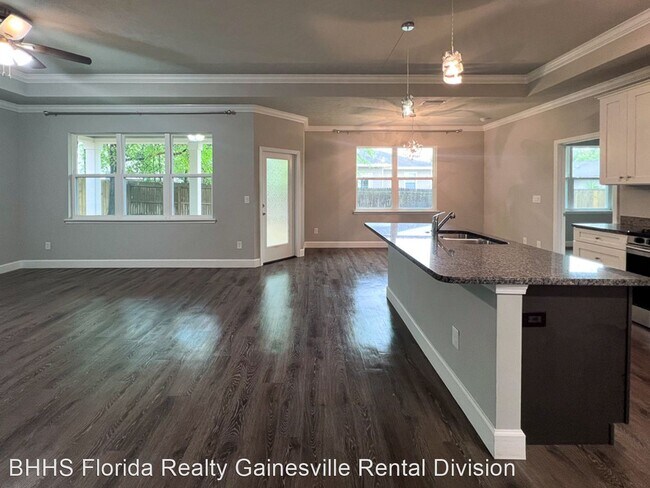 Foto del edificio - 3 br, 2 bath House - 14160 NW 9th Road