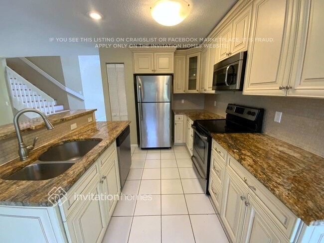 Building Photo - 12400 Summer Springs Dr