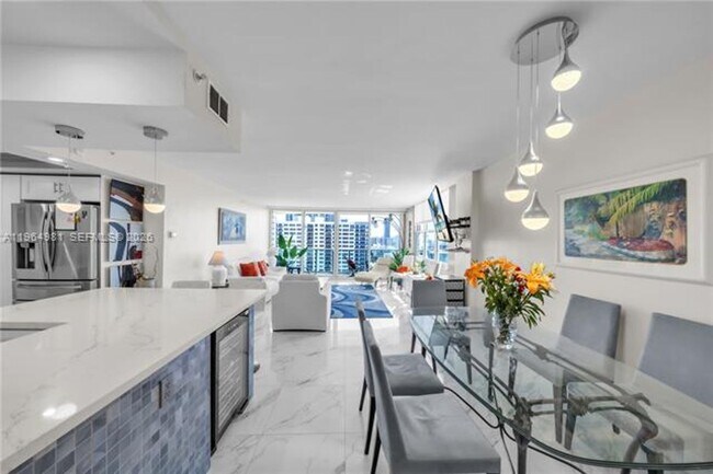 Foto del edificio - 2501 S Ocean Dr