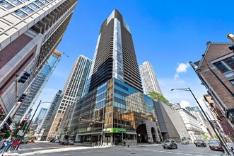 Building Photo - 10 E Ontario St