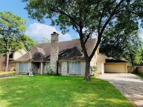 Building Photo - 4811 Wind Chimes Dr
