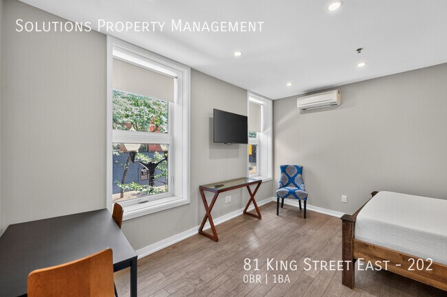 Building Photo - Furnished Bachelor Apartment - Move-In Ready!