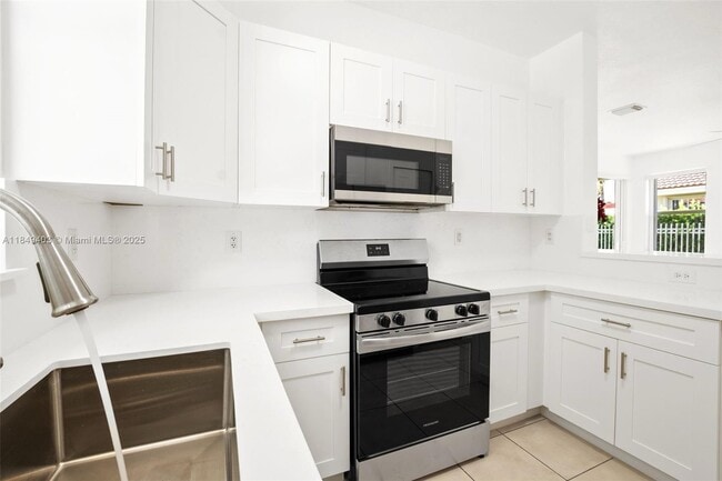 Foto del edificio - 10902 SW 242nd St