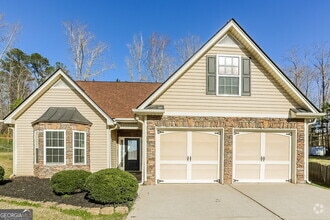 Building Photo - 204 Raleigh Way