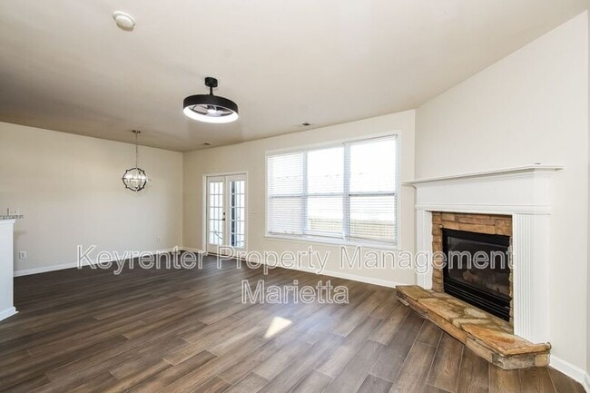 Foto del edificio - 338 NibleWill Pl