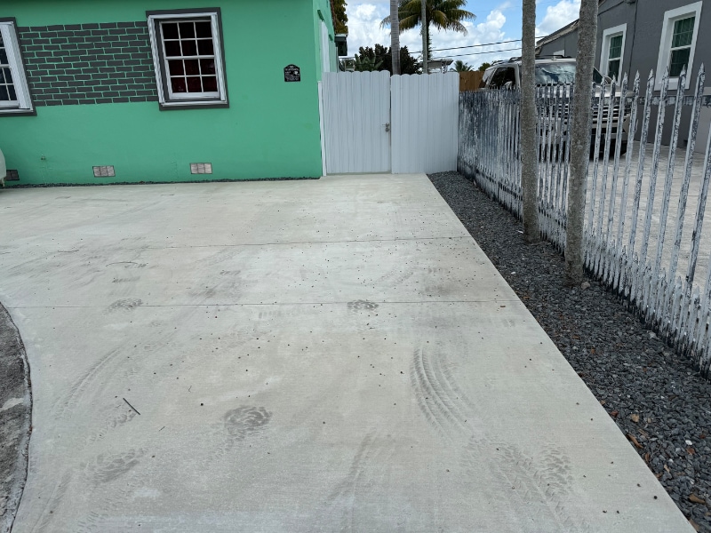 Photo - 231 W 41st St (Hialeah, FL)