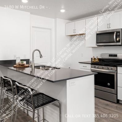 Building Photo - 3480 W Mitchell Dr