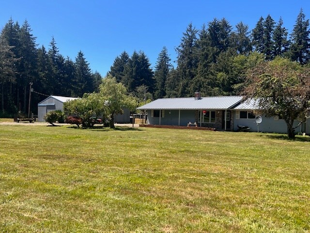 Building Photo - 20738 Siletz Hwy