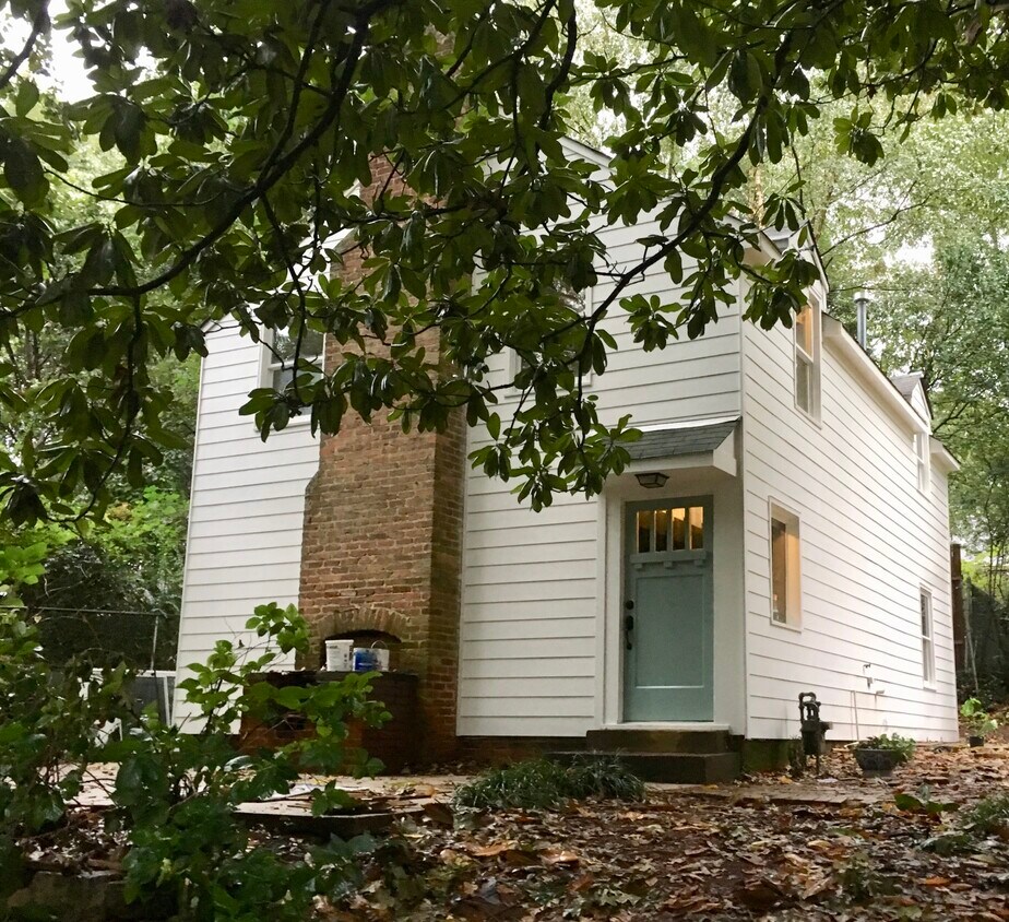 Foto principal - 1070 Eden Ave SE