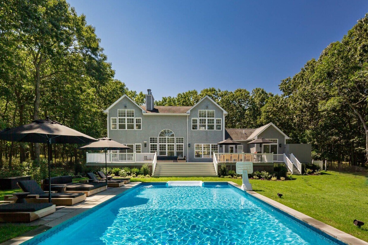 528 Wainscott NW Rd, Wainscott, NY 11975 House Rental in Wainscott