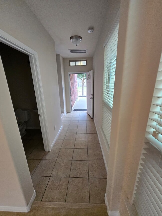 Building Photo - 13511 Villa Arbor Dr