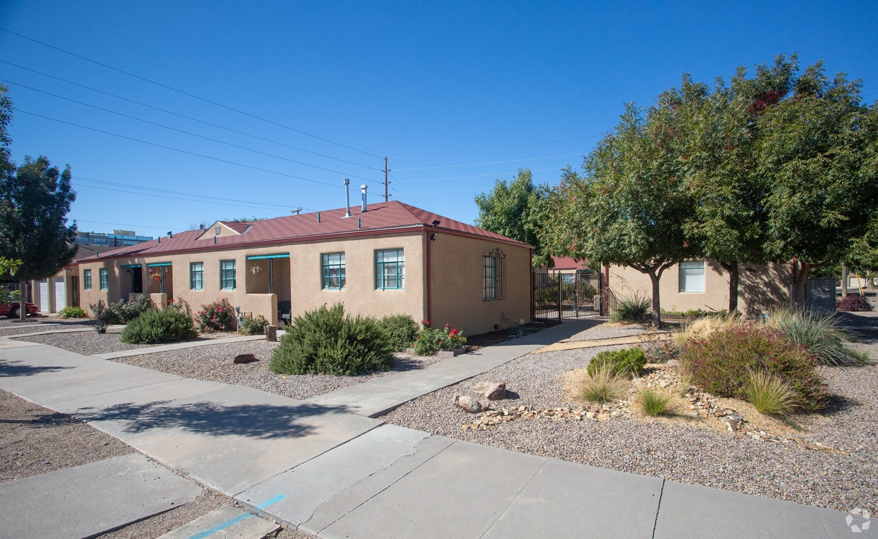 Primary Photo - 401 14th St SW