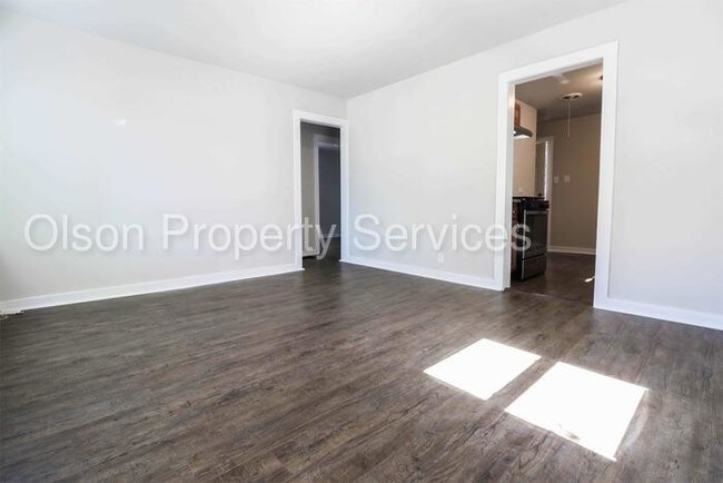 Building Photo - 6833 Woodmar Ave