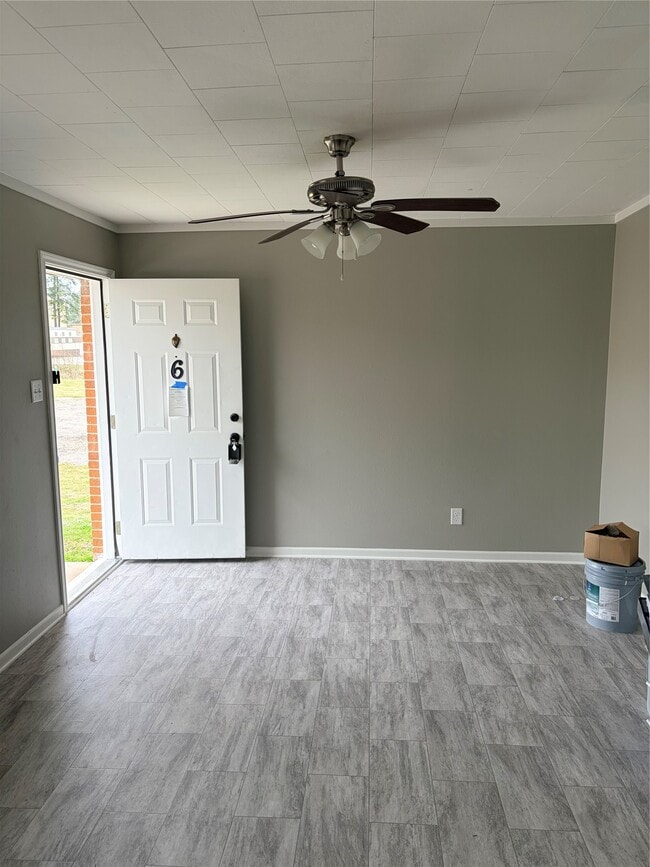 Building Photo - 2809 Sam Houston Ave