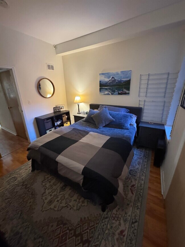 Foto del edificio - 729 Washington St