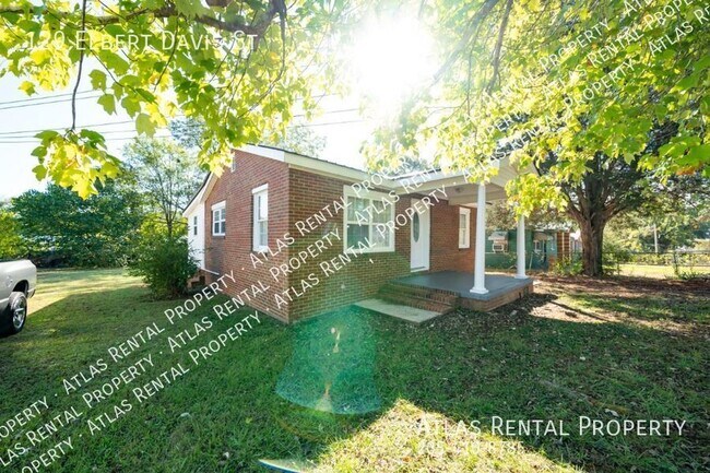 Building Photo - 129 Elbert Davis St