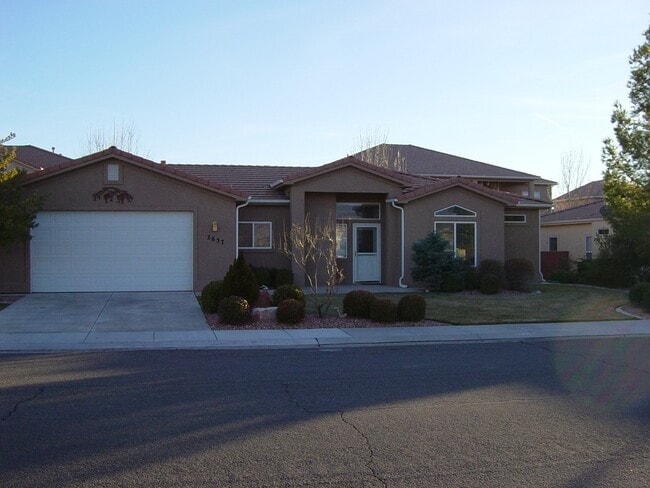 Building Photo - Garnet in Sky Ridge