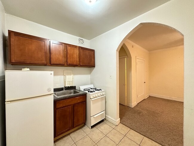 Foto del edificio - 4834 N Damen Ave