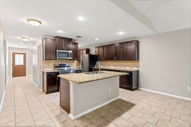 Building Photo - 12023 Sapphire River