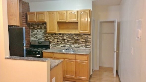 Foto principal - 32-68 41st St