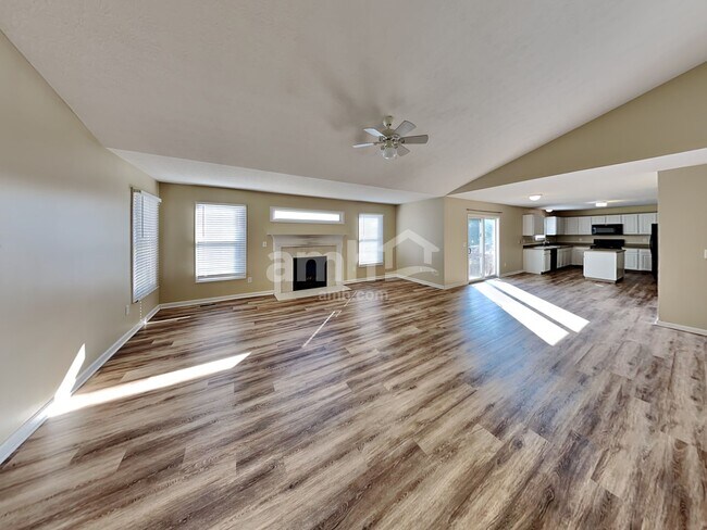 Building Photo - 8093 Willow Brook Crossing Drive