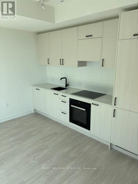 Building Photo - 1 Quarrington Ln