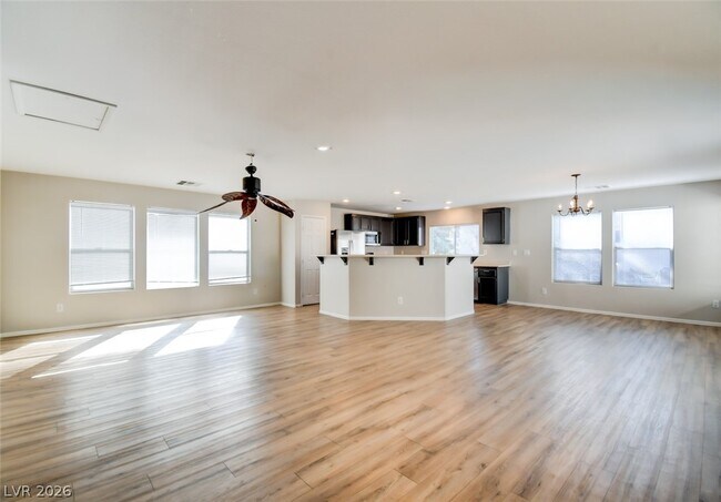 Foto del edificio - 9527 Violet Sunset Ave