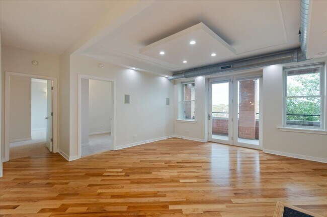Foto del edificio - 3550 W Montrose Ave