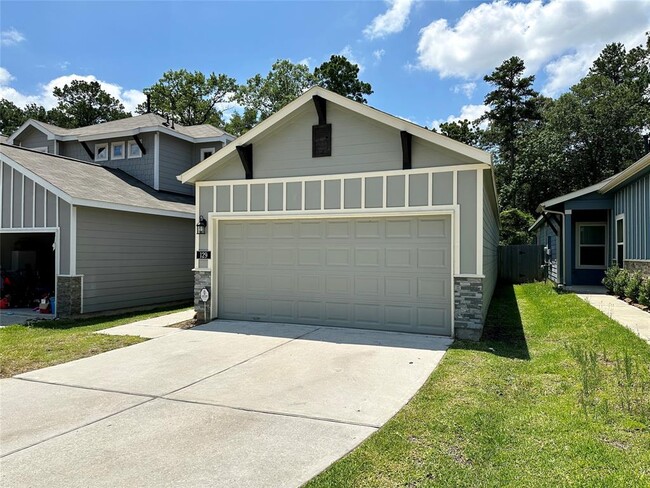 Building Photo - 129 Camelot Pl Ct