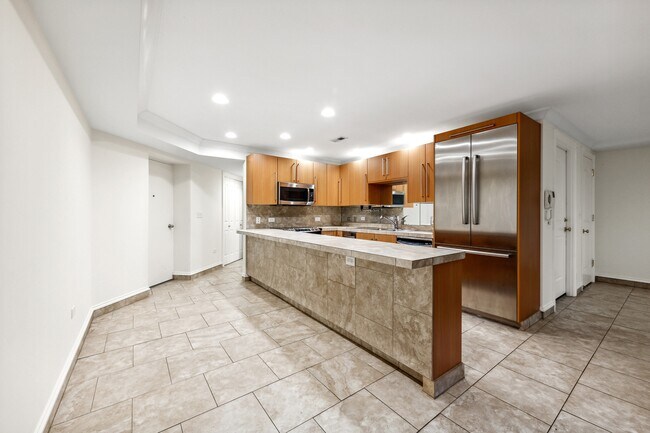Foto del edificio - 51 E Bellevue Pl