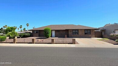 Building Photo - 1731 E Redfield Rd