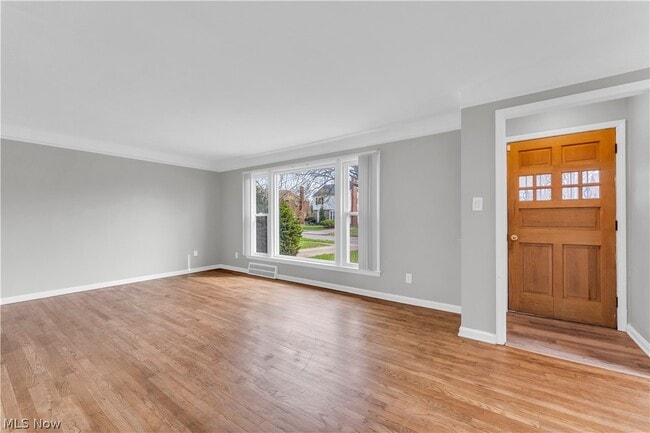 Foto del edificio - 16705 Glendale Ave