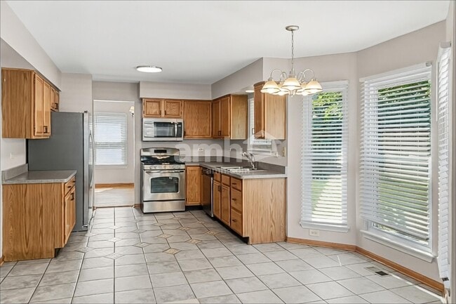 Foto del edificio - 652 Lakewood Farms Dr
