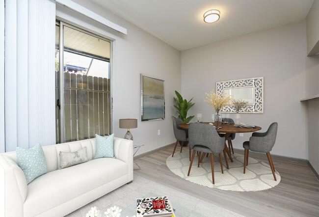 Spacious living areas - Lakewood Apartments