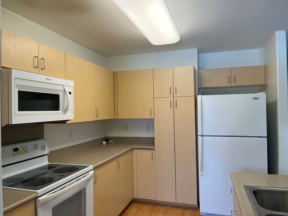 Foto principal - Havens at Ii Vista - 3 bedrooms, 2 bath To...
