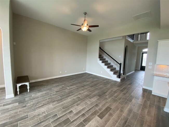 Foto del edificio - 7414 Evelyn Grv Dr