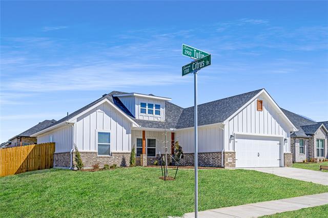 Building Photo - 2919 Tulip Dr