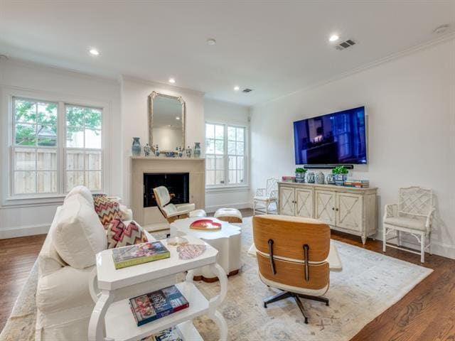 Foto del edificio - 4229 Normandy Ave