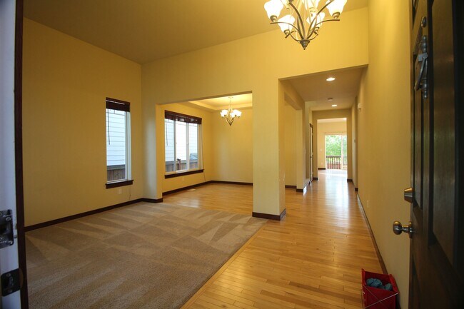 Foto del edificio - 16428 42nd Ave SE