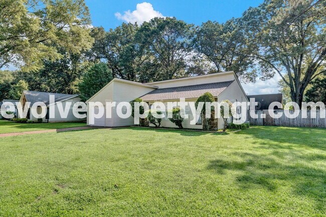 Foto del edificio - 1170 Simmonsridge Dr