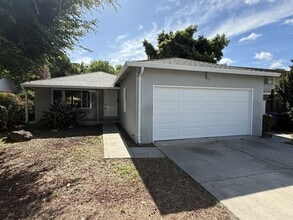 Building Photo - 450 N Fair Oaks Ave