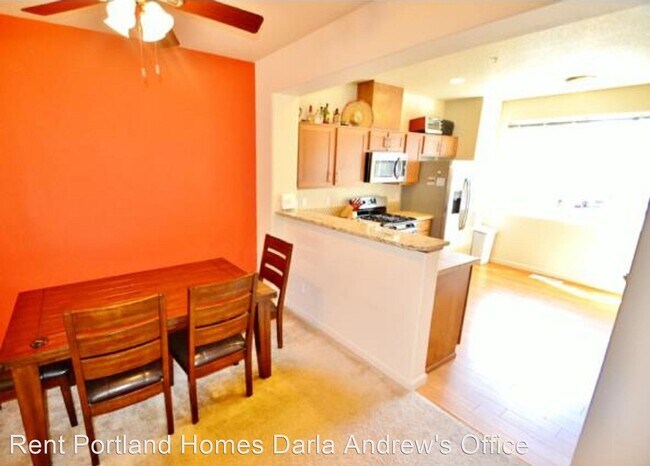 Foto del edificio - 2 br, 2.5 bath House - 10787 NE Gateway Place