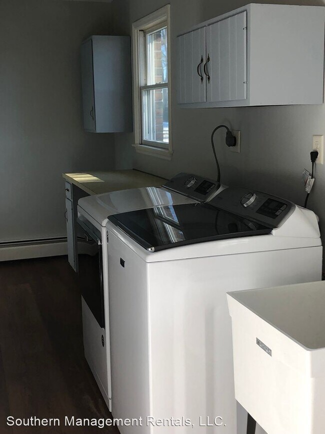 Foto del edificio - 3 br, 2 bath House - 83 New Park Rd