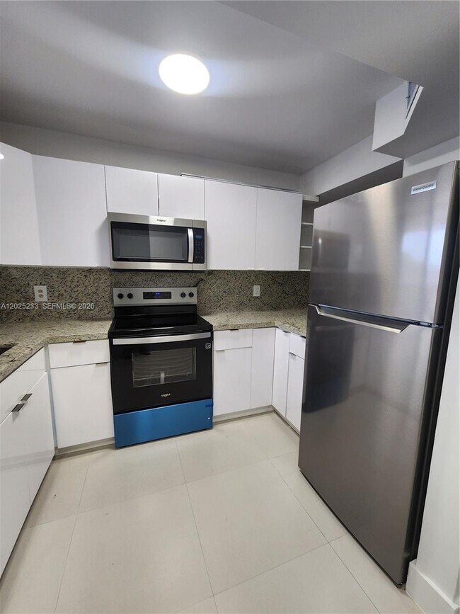 Building Photo - 7785 W 30th Ct