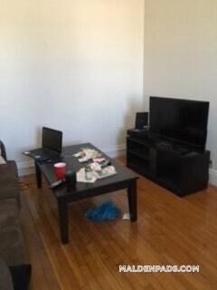 Building Photo - 17-19-19 Washington St S