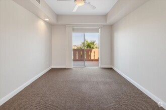 Building Photo - 87 E Agate Ave