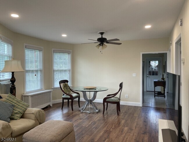 Foto del edificio - 26 3rd Ave