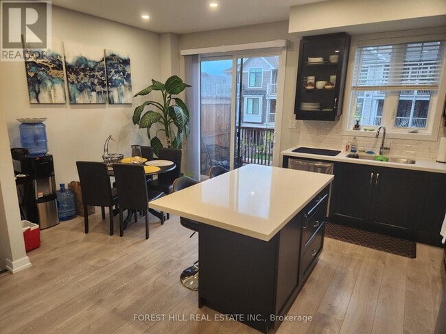 Building Photo - 288 Glover Rd